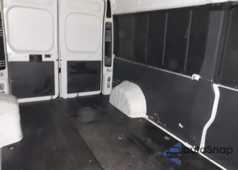 2022 Ram Promaster 2500 High Roof 159 Wb z USA, uszkodzony, nr VIN 3C6LRVDG7NE108631